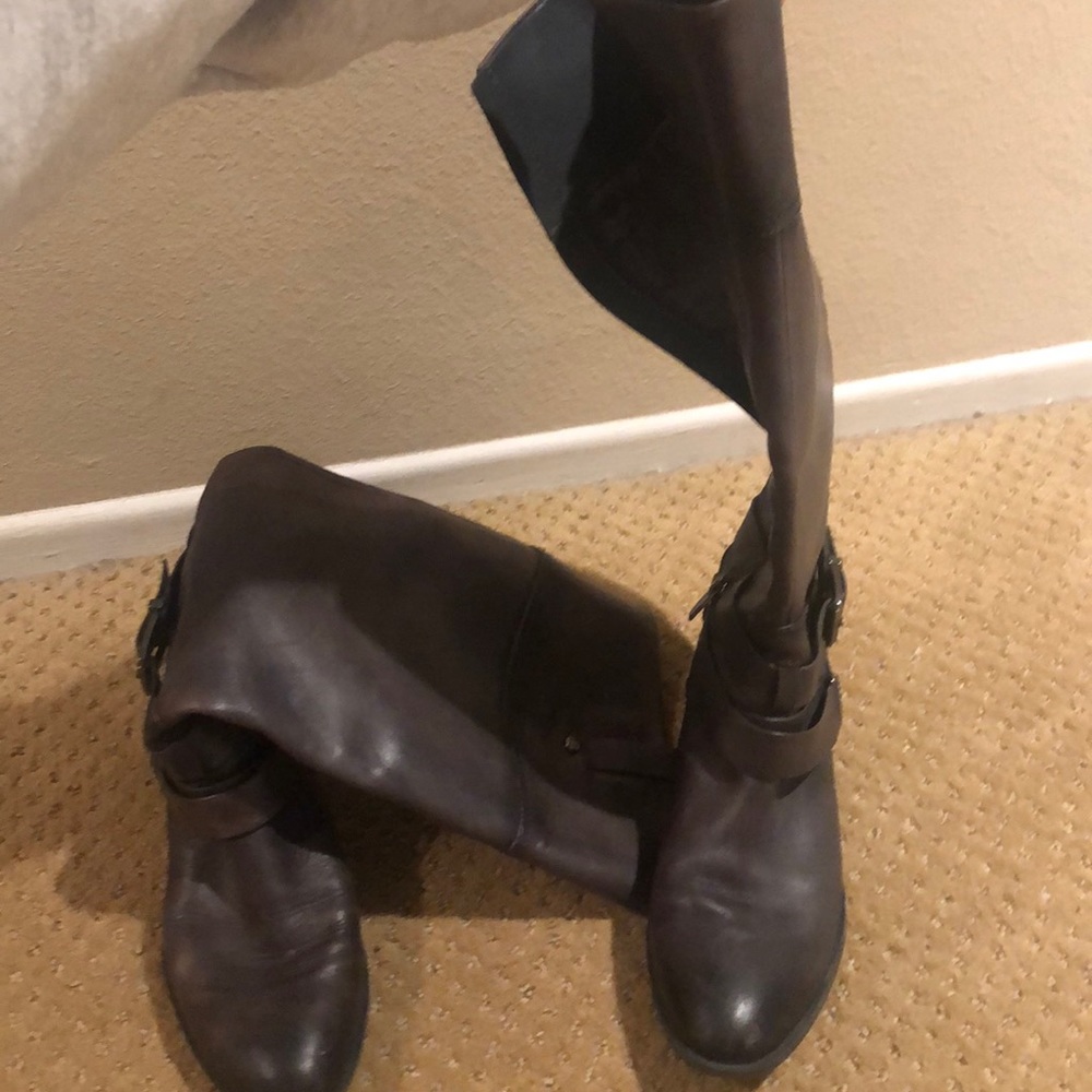 Gray boots